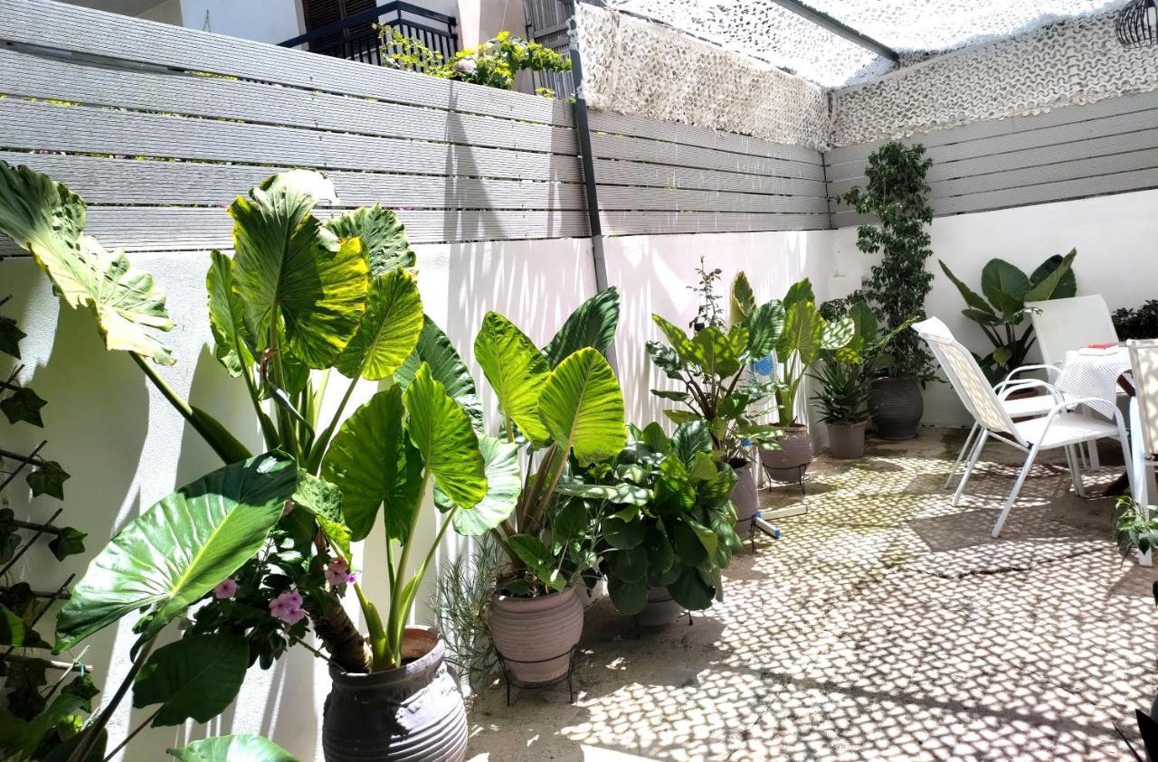 Luxury Seafront House Nearby Delphi Apartment Kirra Bagian luar foto