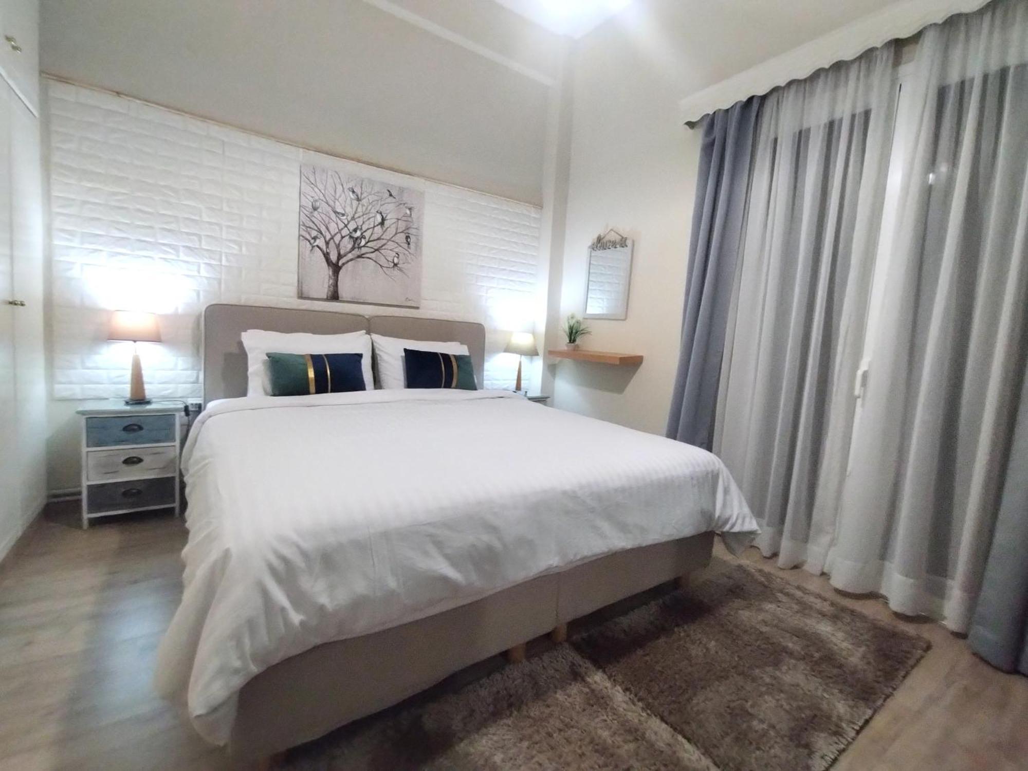 Luxury Seafront House Nearby Delphi Apartment Kirra Bagian luar foto