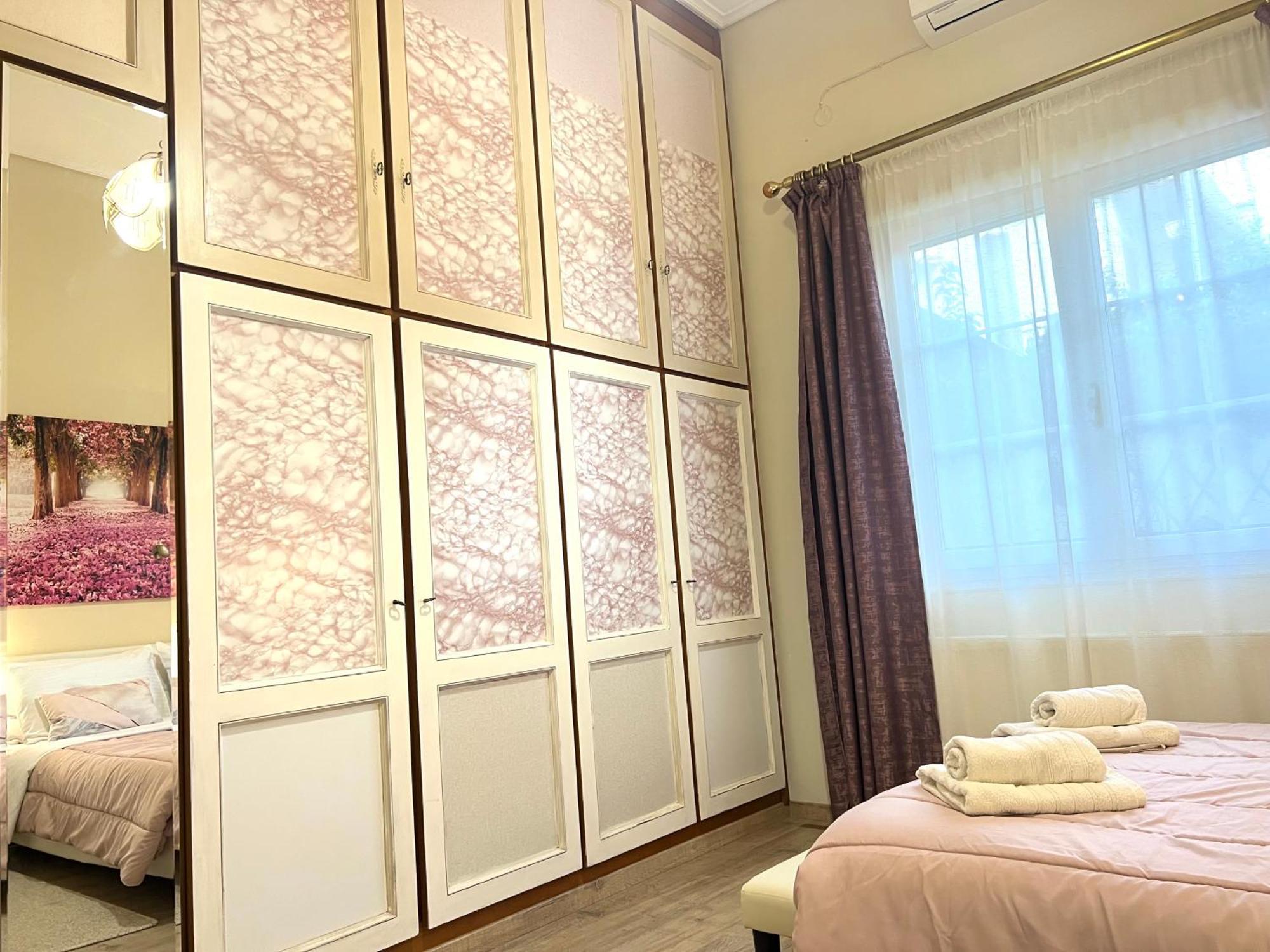 Luxury Seafront House Nearby Delphi Apartment Kirra Bagian luar foto