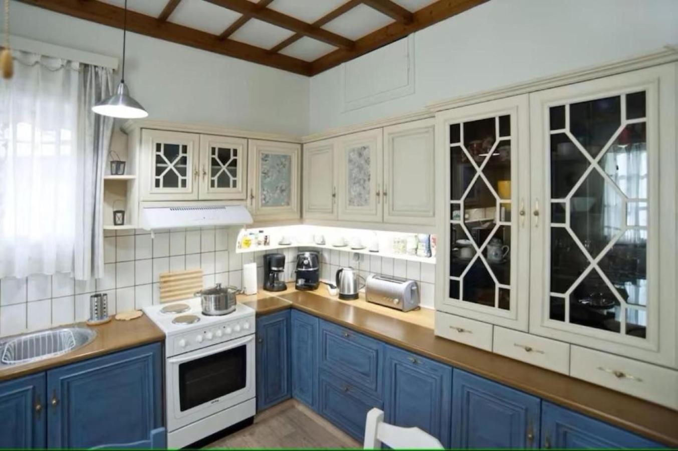Luxury Seafront House Nearby Delphi Apartment Kirra Bagian luar foto