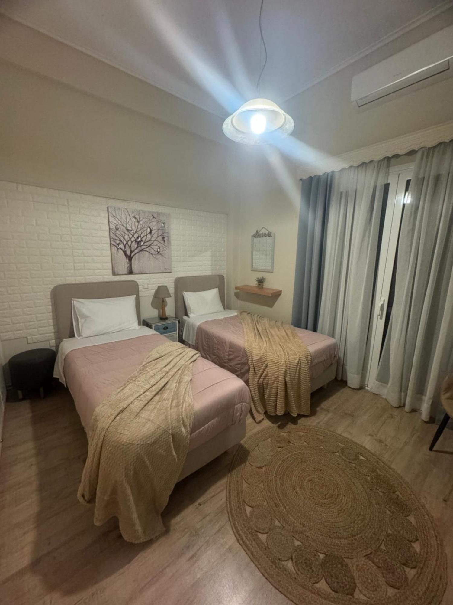 Luxury Seafront House Nearby Delphi Apartment Kirra Bagian luar foto